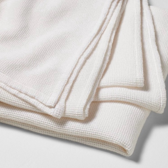 King Micro Waffle Bed Blanket White - Casaluna - Picture 3 of 12